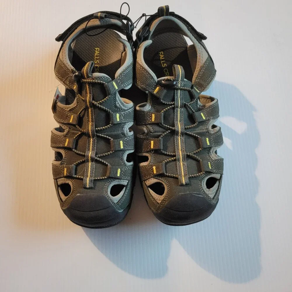 Sandals - Picture 1 of 6